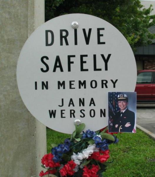 A reminder to not drive STUPIDLY....I miss you sis..
Hit by drunk driver on Sunbeam near Philips Hwy...
09/1978 - 07/31/2005