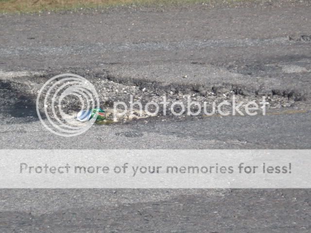 Pothole009.jpg