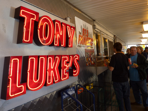 tony-lukes-inside.jpg