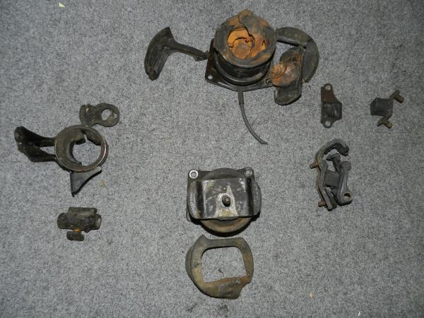 Damaged Mounts (6)