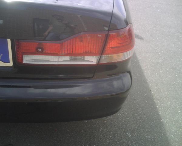 debadge