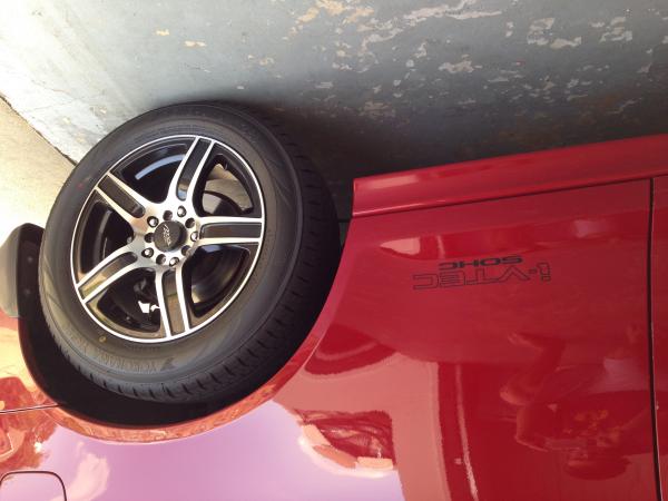 Summer 2013 I put on new tires and rims, as well as the vtec stickers! (Sorry it's upside down, no matter what I do it still uploads upside down)