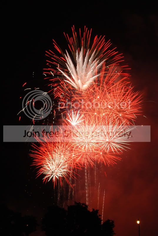 Fireworksdowntown206a.jpg