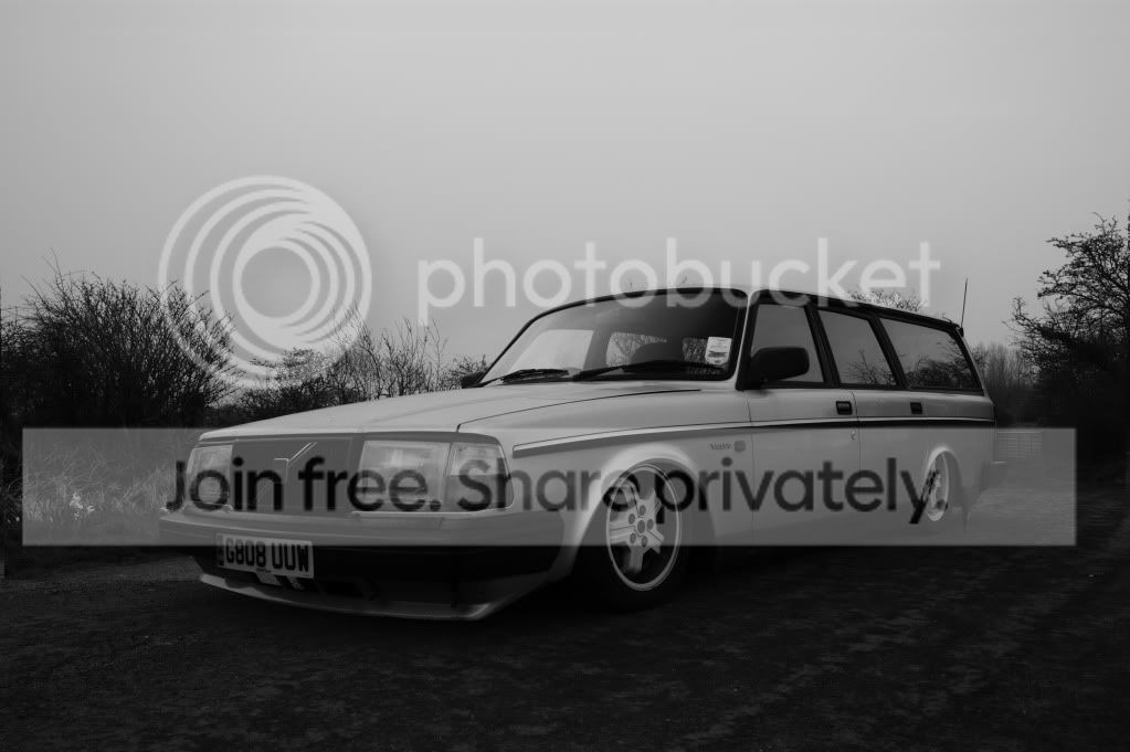 slammedvolvo.jpg