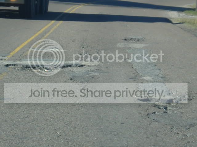 Pothole011.jpg