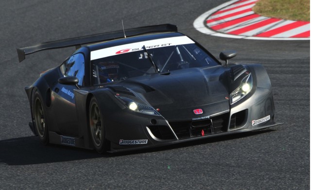 honda-hsv-10-gt-race-car_100302402_m.jpg
