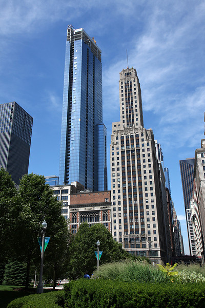577806518_WAxmK-L.jpg