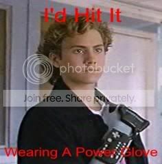 powerglove.jpg