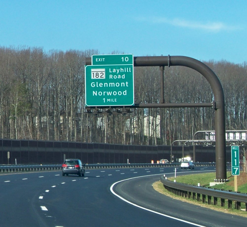 Intercounty_Connector_(Westbound_Mile_11).jpg