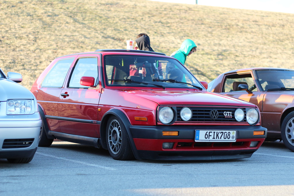 13052473865_f225f6a4fd_b.jpg