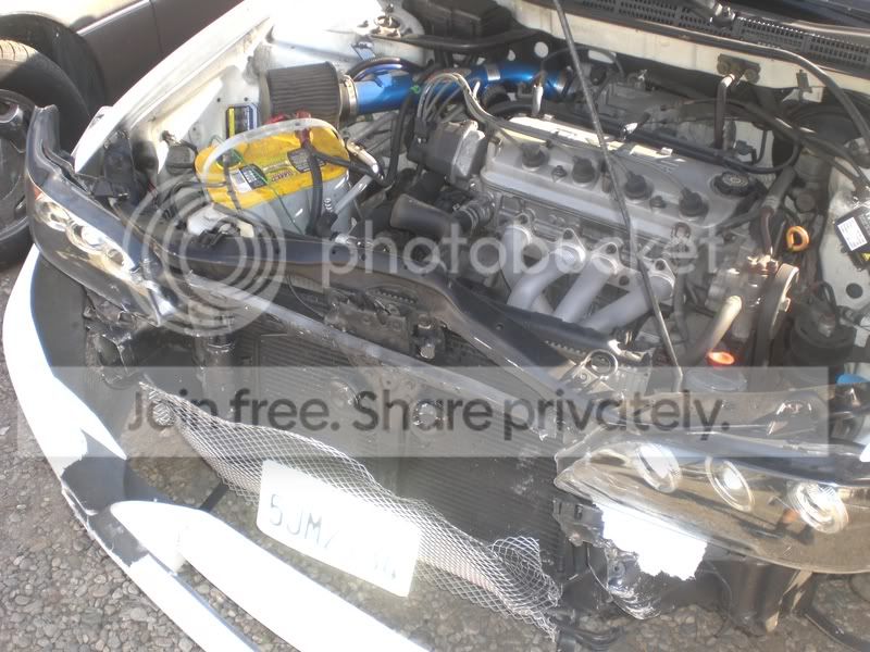 crashcar004.jpg