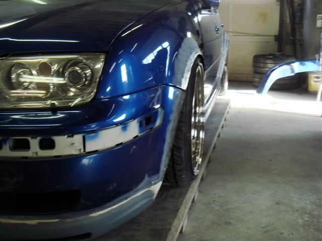 blueGLImetalandbumpers003.jpg