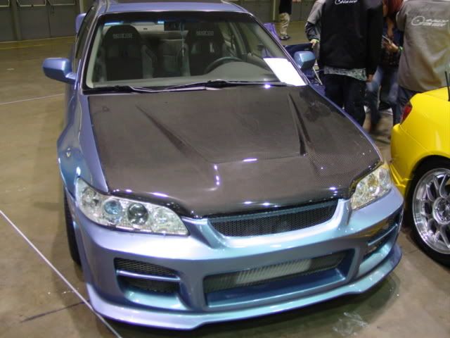 1066384668818_invader_hood__98_01_a.jpg