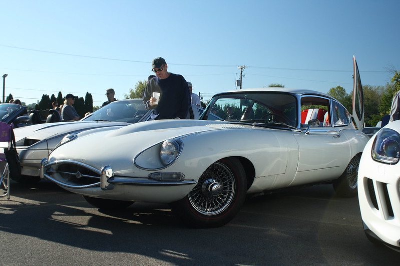 9794589624_6d8ed8f3f9_c.jpg